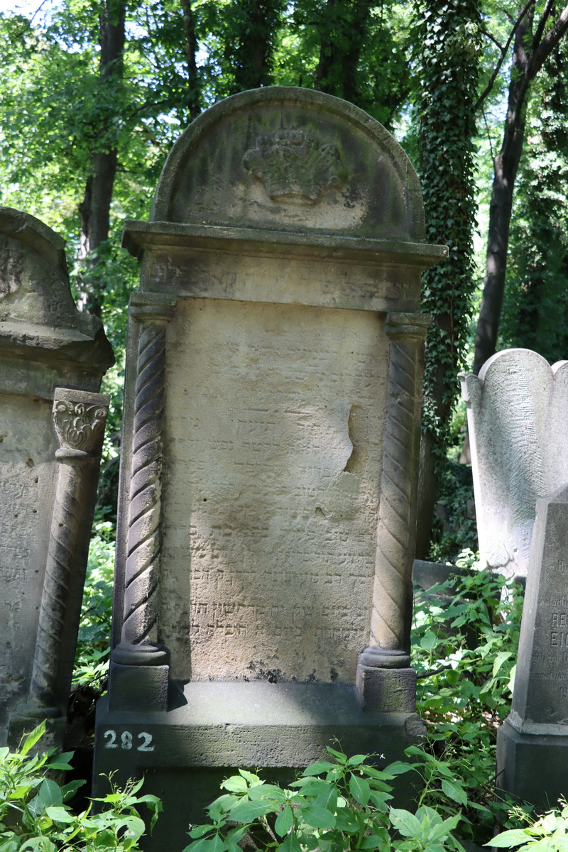 jewish cemeteries Kraków at Miodowa Street